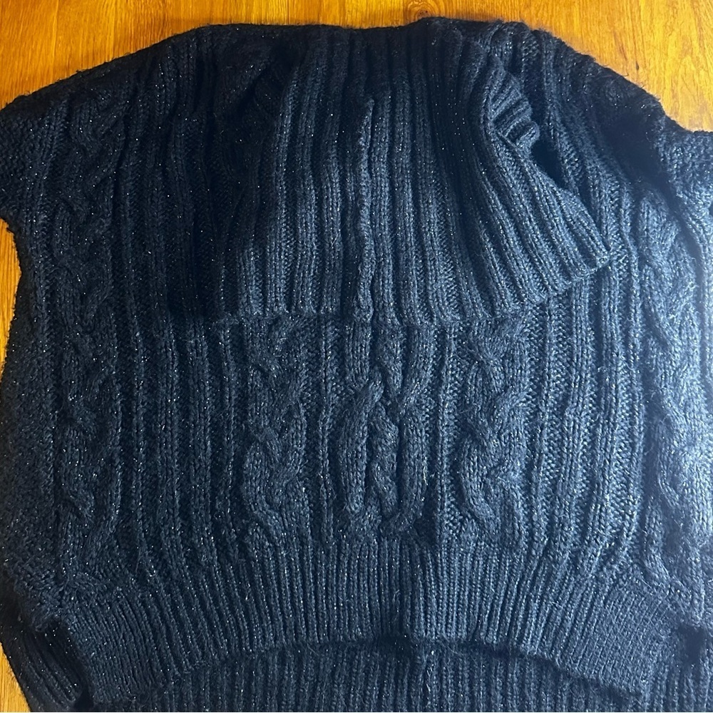 Jennifer Lopez Black Knit Sweater - Picture 6 of 6